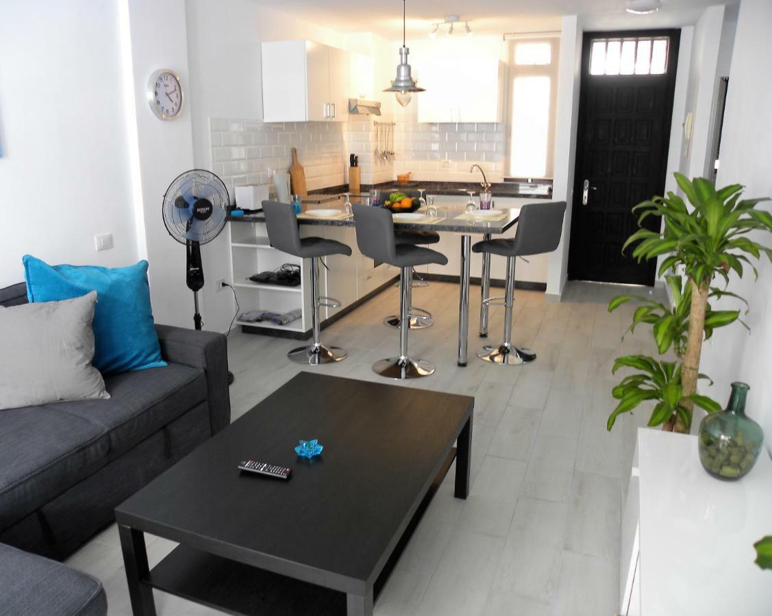 Ben'Sholidayflat Ideal For Families Groups And Couples Terrace Solarium Wi-Fi Netflix Smart Tv El Medano  Ngoại thất bức ảnh